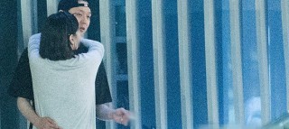 黄荷娜涉嫌给艺人下毒：豪门千金堕落成毒伴