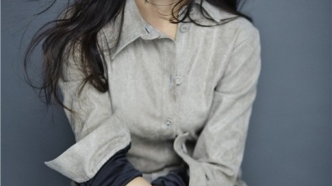 张天爱英姿飒爽新写真释出 刚柔并济演绎多重魅力