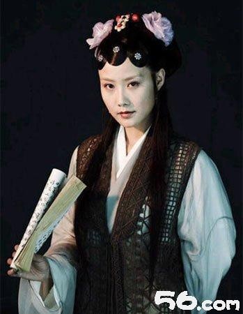 殷桃经典角色剧照拼图，展示其荧幕形象