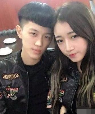 牌牌琦与小伊伊过往合拍社会摇视频截图